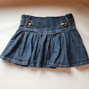 Est. 1989 Children's Place Denim Pleated Jean Skirt - Size 6.
